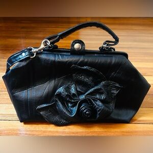 Vintage 80s Black Floral Accent Top-Handle Women's Bag.